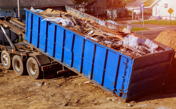 Best Garage Cleanout  in Algonac, MI